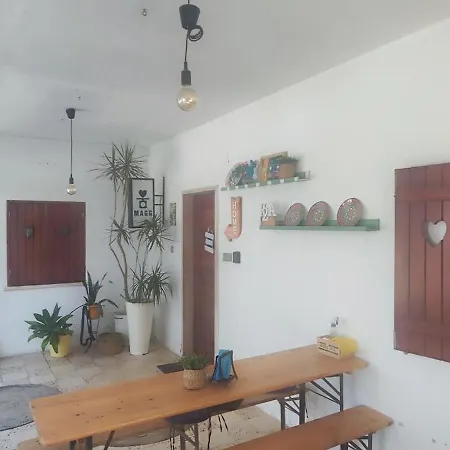 Moradia Holbeche Na Aroeira Almada